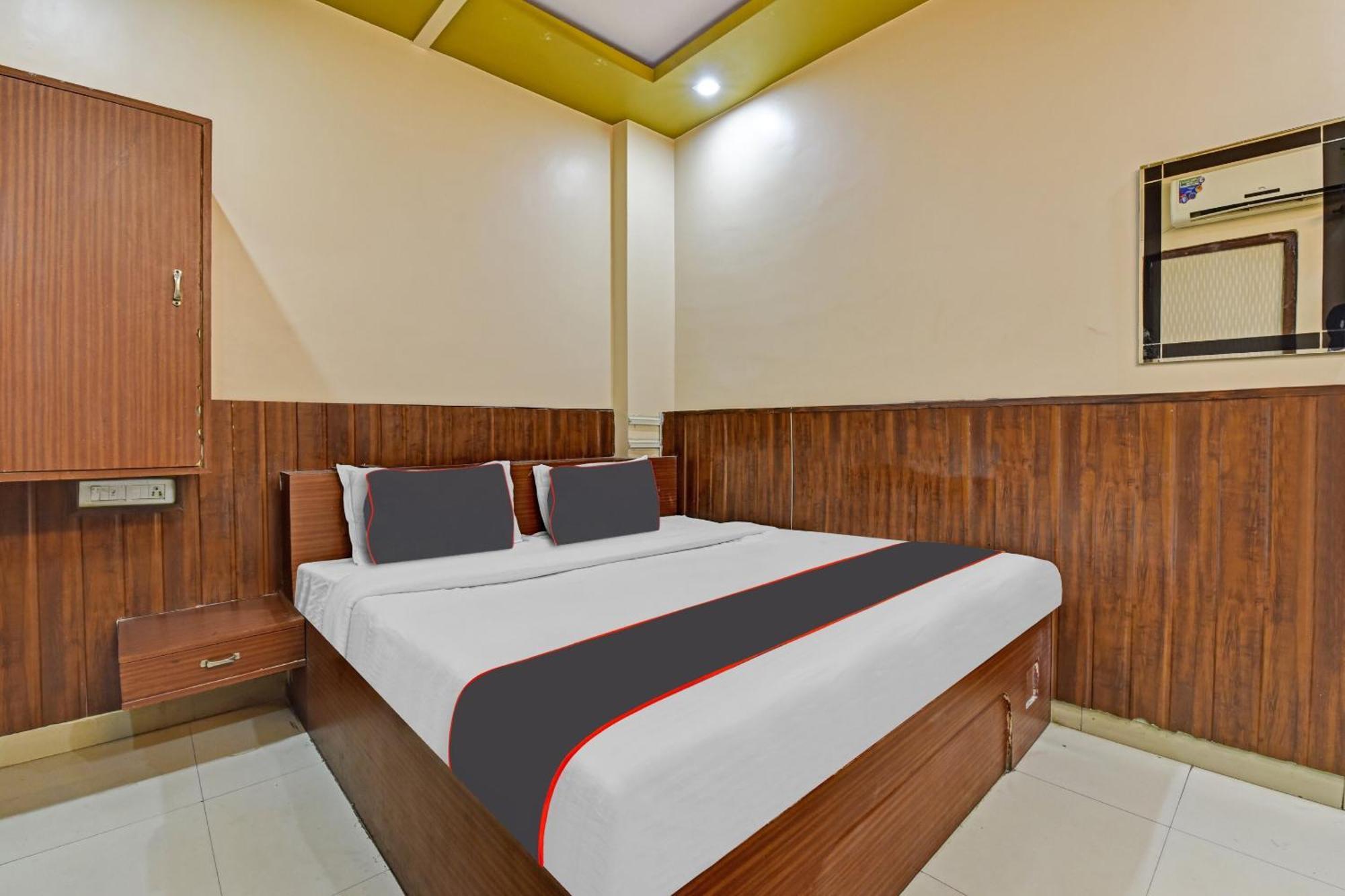 Collection O Royal Plaza Hotell Pushkar Eksteriør bilde